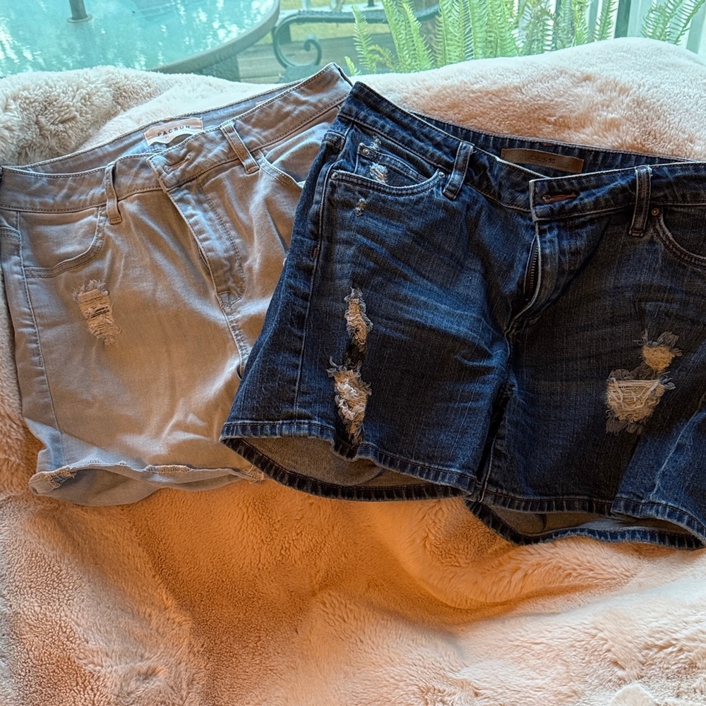 1-pair Joe's Jeans Women's Denim Shorts size 28 Dark Blue 1 pair Pacsun size 29